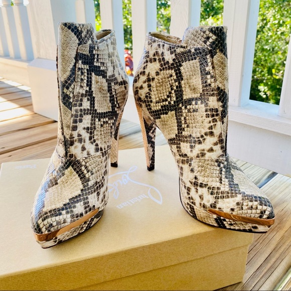 Herve Leger Mercer Booties Anaconda Print sz 8 EUC - Picture 11 of 16